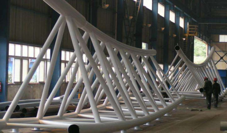 桂平管廊钢结构与桁架结构的管道支架应该如何区分